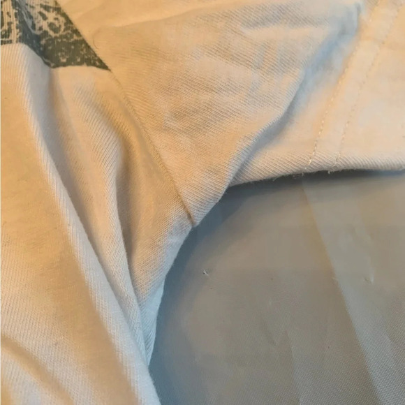 Grafton  Mens short sleeve T-shirt size LG BLUE AND WHITE palm tree patterned - Picture 9 of 10